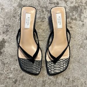 Steven kitten heel sandal